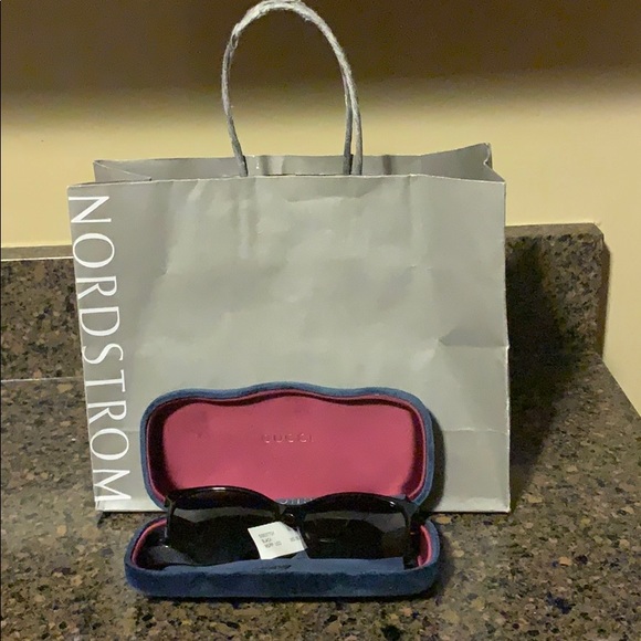 Gucci Accessories - Gucci Cateye Sunglasses GG0377SK BRAND NEW RECEIPT